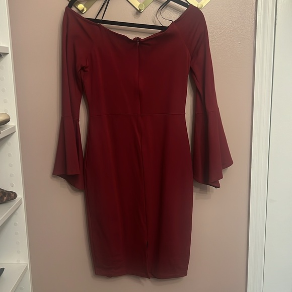 Off the Shoulder Cocktail Dress - Picture 5 of 7